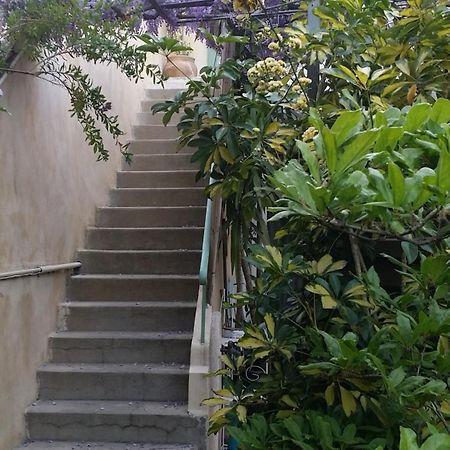 Le Coteau Del Aime Toulon Exterior foto
