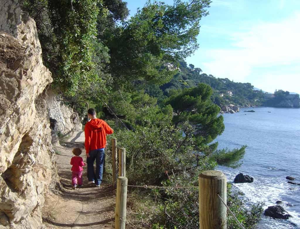 Le Coteau Del Aime Toulon Exterior foto